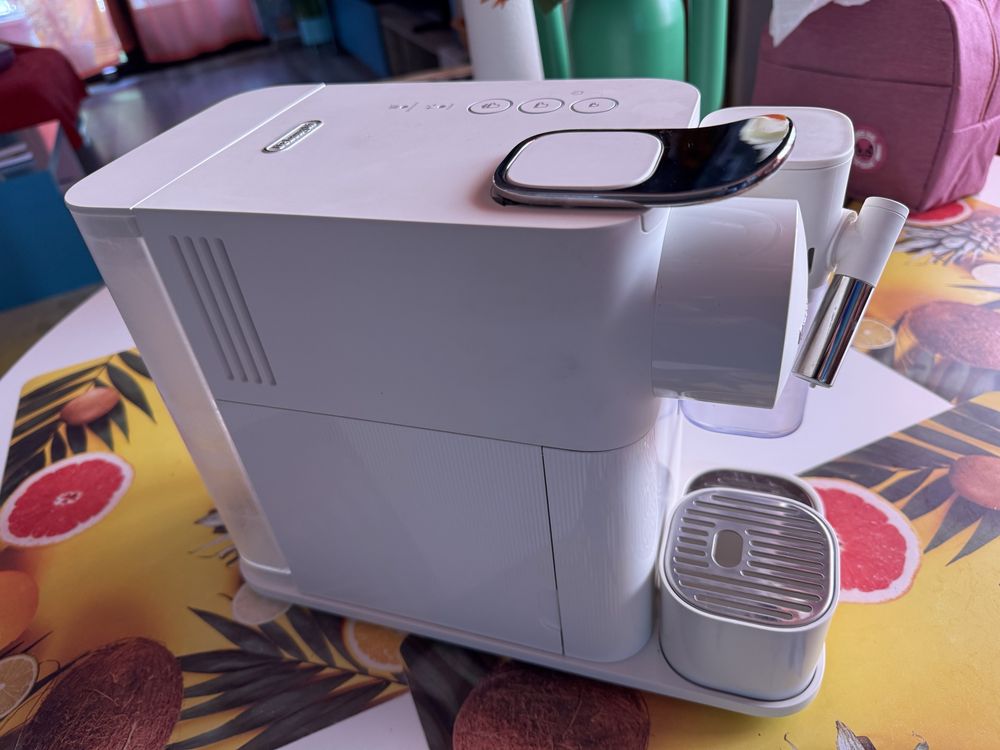 Nespresso Latissima One
