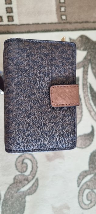 Портфейл Michael Kors
