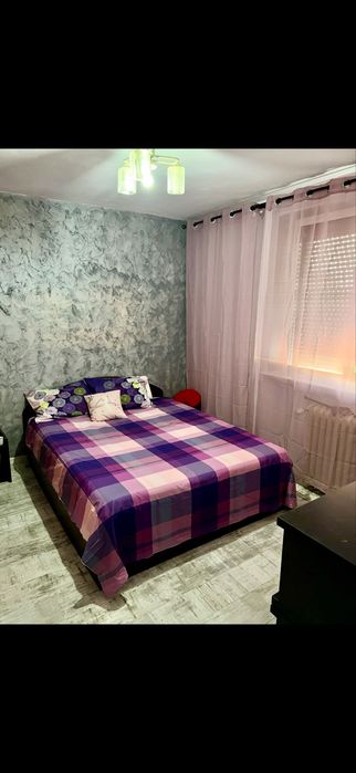 Apartament 3 camere Piata Mare