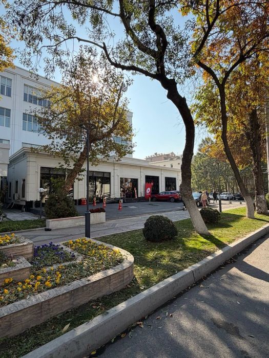 Нежилое 1-Линия Нукуская ор; Глинка 1500 кв.м паркофка 30 фасад 40 мет