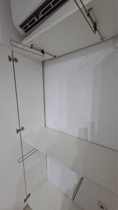 Dulap haine oglinda  latime 110 inaltime 205 adancime 42