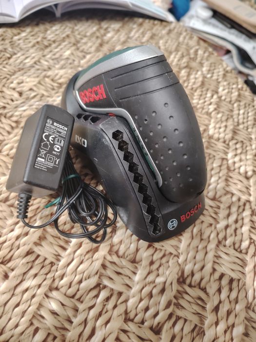 Bosch IXO - - акумулаторна отверка