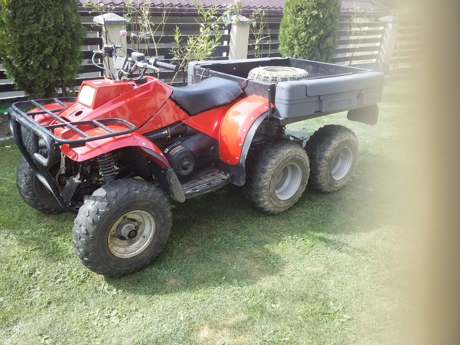 Vând ATV Polaris
