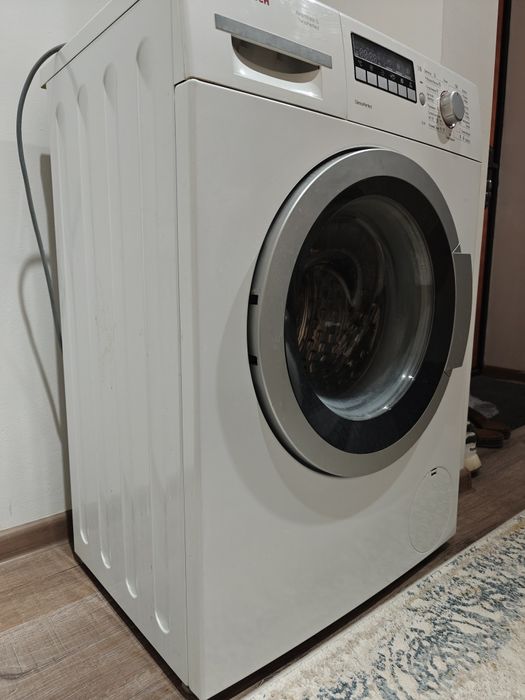 Продам стиральную машину Bosch