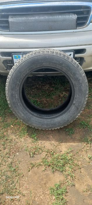 Продам зимнюю резину 225/60/16