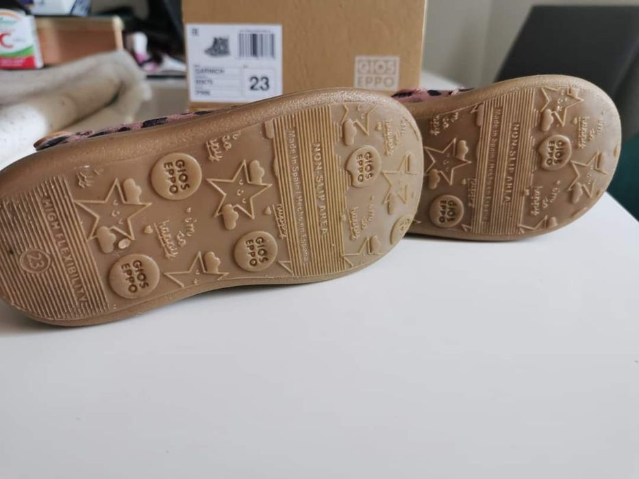 Боти от естествена кожа