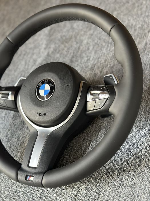 Volan M-pachet Bmw seria 3 F30 X3 F25 X5 F15 X6 F16 Vibratii Padele