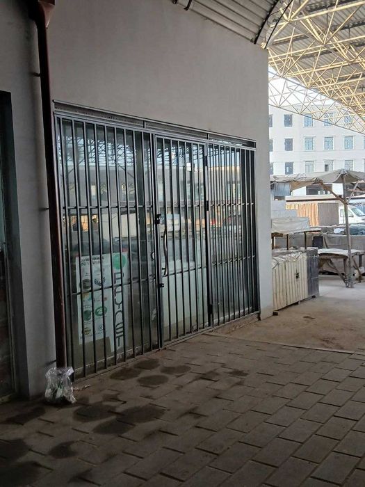 Хива дехкон бозорида зудлик билан дукон сотилади