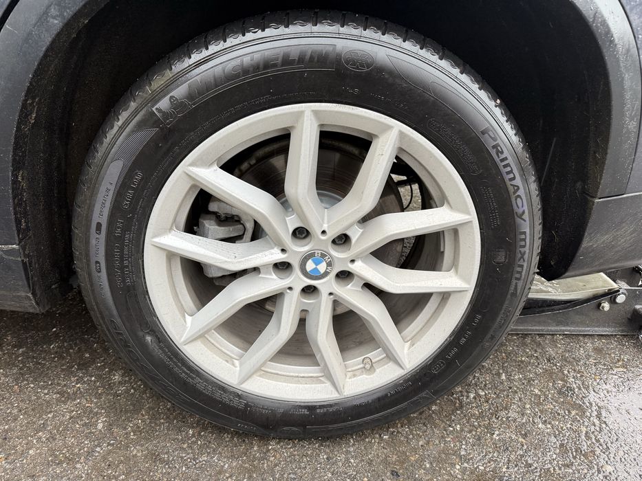 Бмв диск 19 с шиной