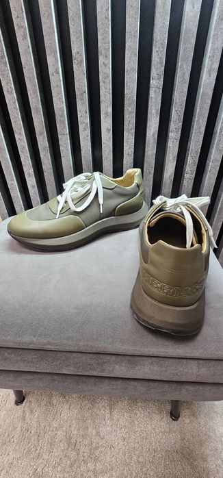 Adidasi Hermes originali