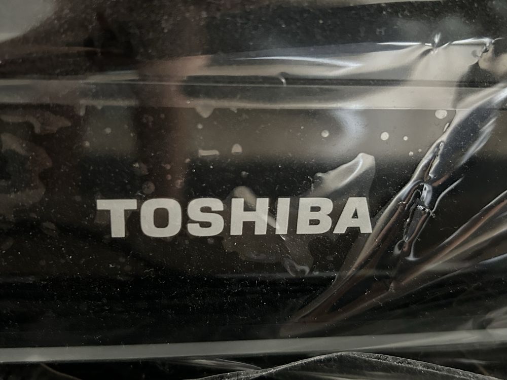 LCD Toshiba  42HL833G 107 cm
