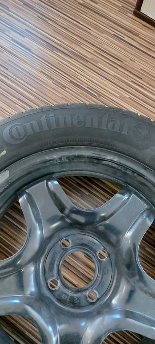 Anvelope de vară montate pe jante 205/55/R16 din gama Dacia