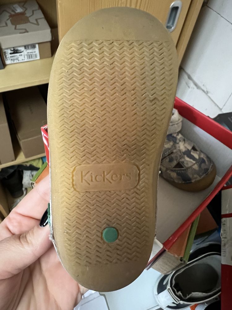 Sandale de piele Kikers marimea 22