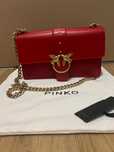 Дамски чанти Pinko и Coccinelle и Furla