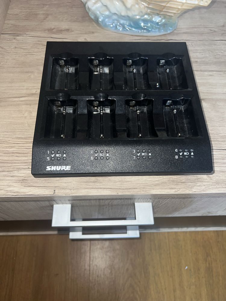 Shure ULXD4Q sistem frofesional cu 4 canale