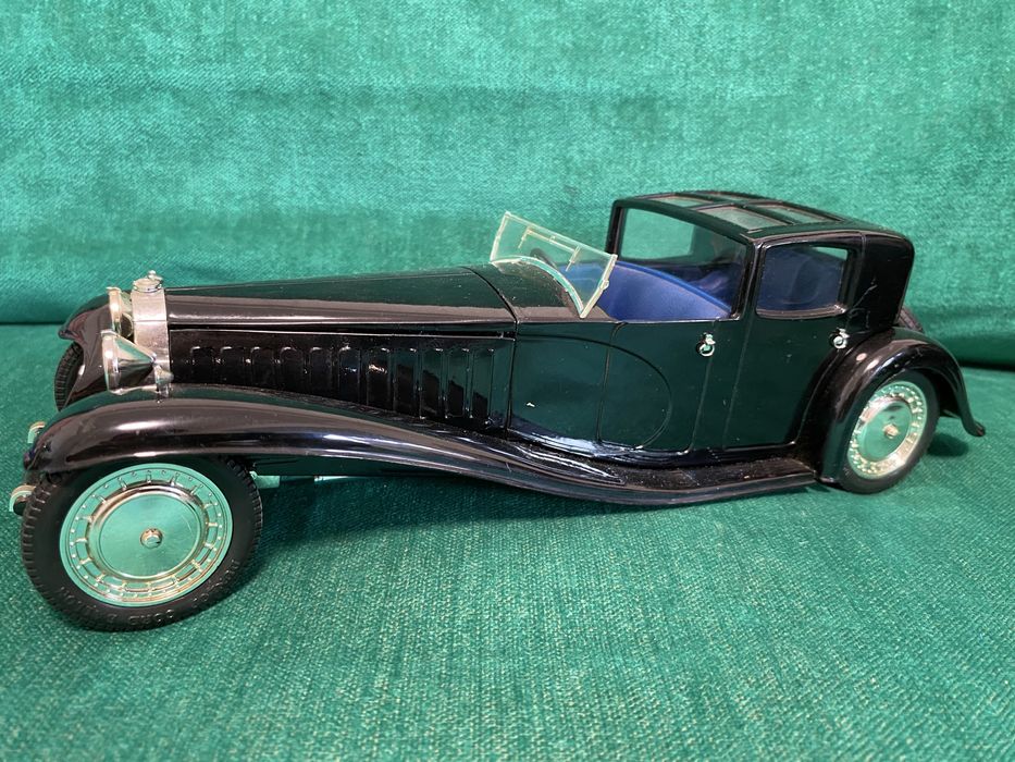 Machete auto 1/18 fabricate de Solido