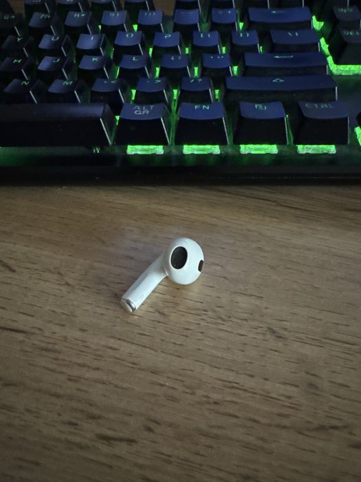 AirPods 3 правая