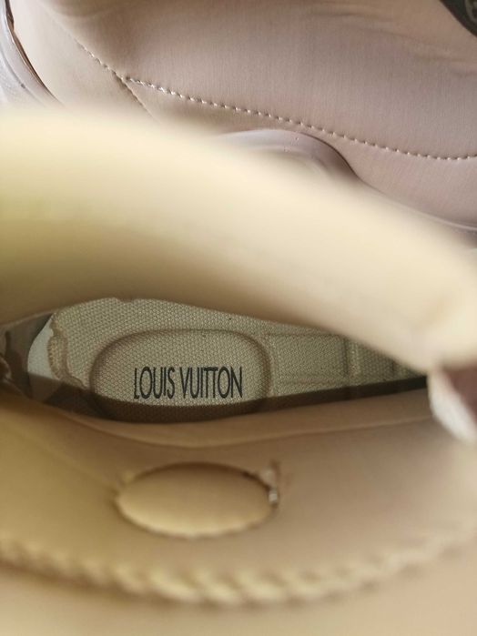Ghete dama Louis Vuitton 36 ca noi