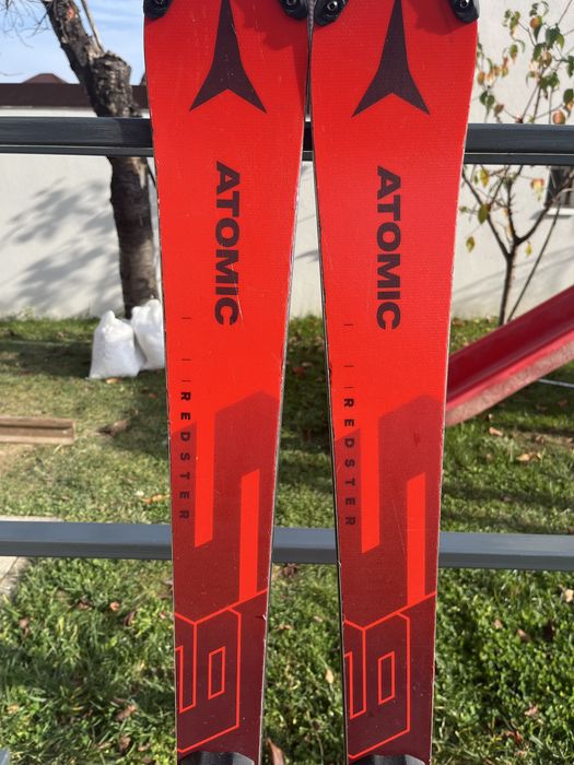 Schiuri Atomic Redster S9 FIS