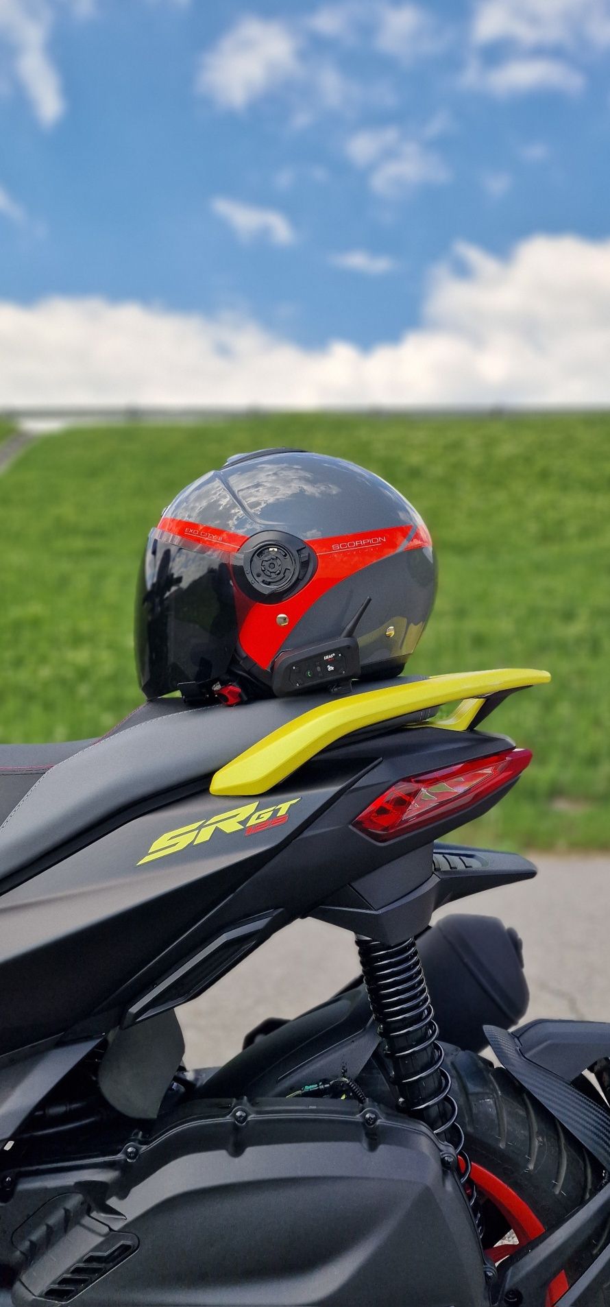 Aprilia sr gt sport 125cm