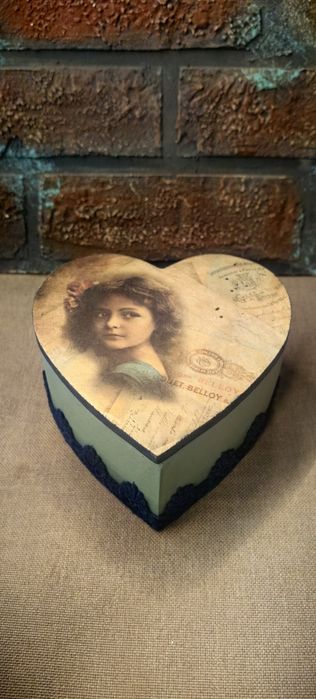 Кутийки за бижута