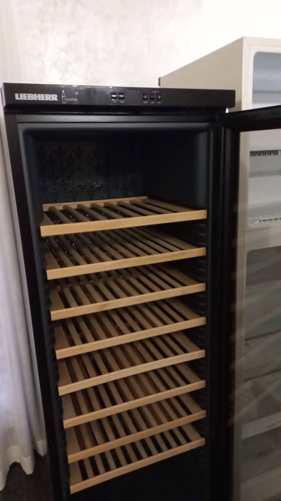 Холодильник для вин