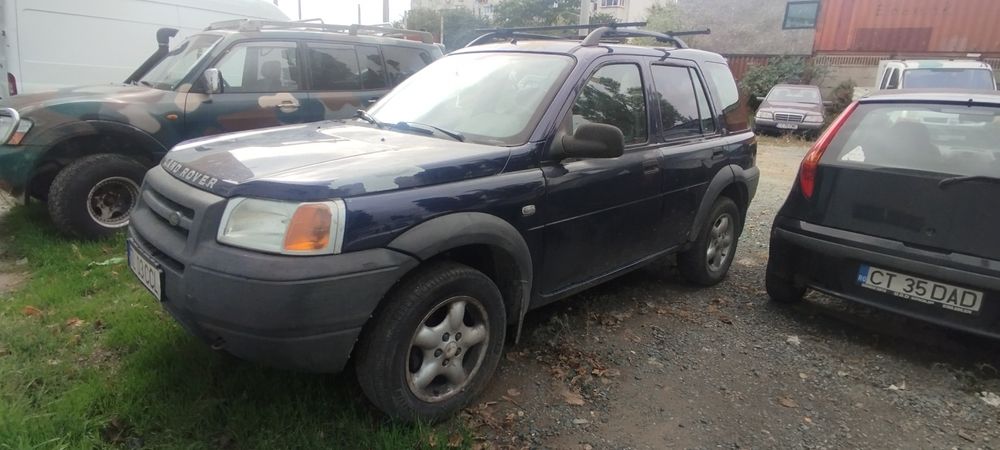 LAND ROVER Frelander1