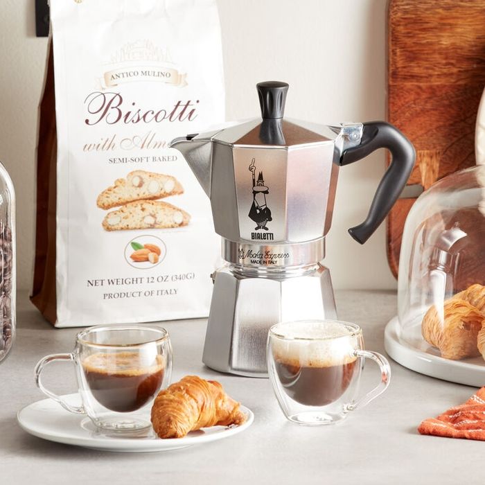 Гейзерная кофеварка Bialetti Moka Express 6 cup