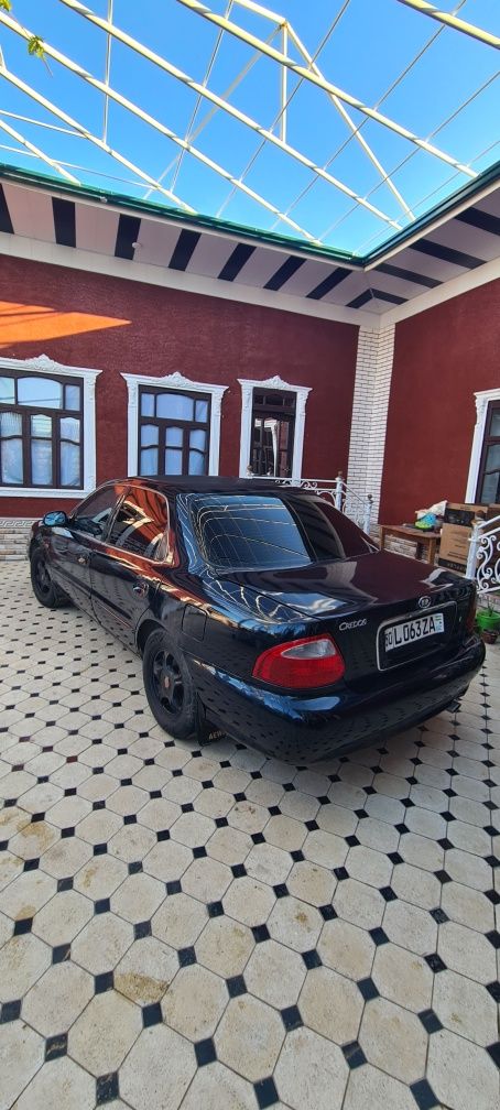 KIA CREDOS    1998