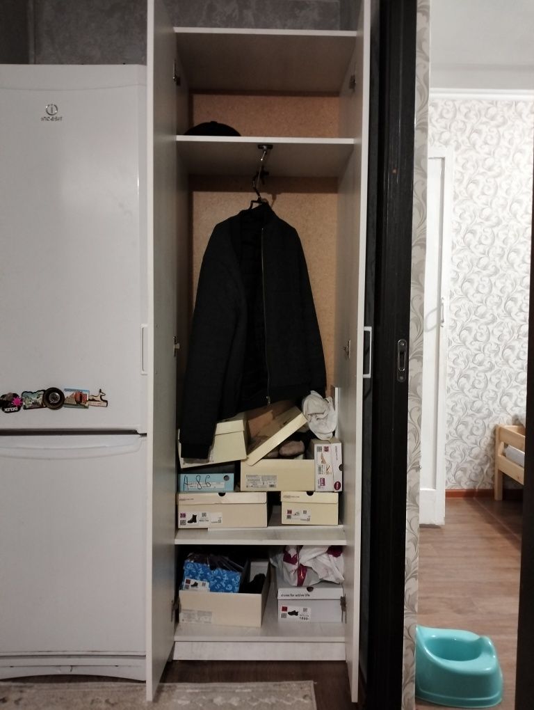 Шкаф в прихожую прихожая верней одежды постельный