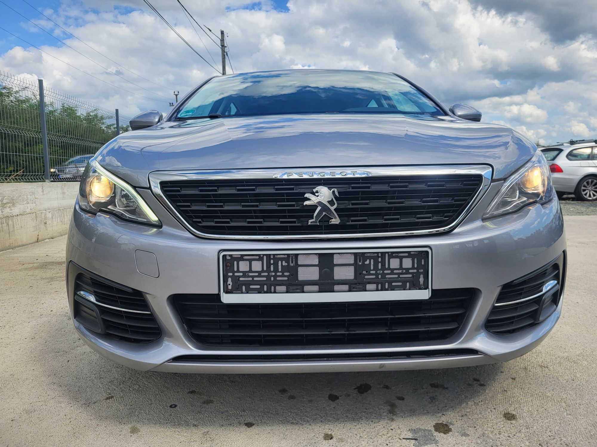 Peugeot 308 An 2018 1.5 D 131 C/P KM 160000 foarte ingrijit!