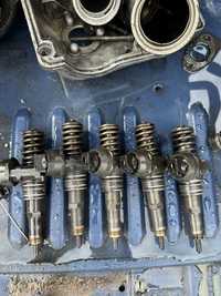 Injectoare vw t5 motor 2.5 tdi