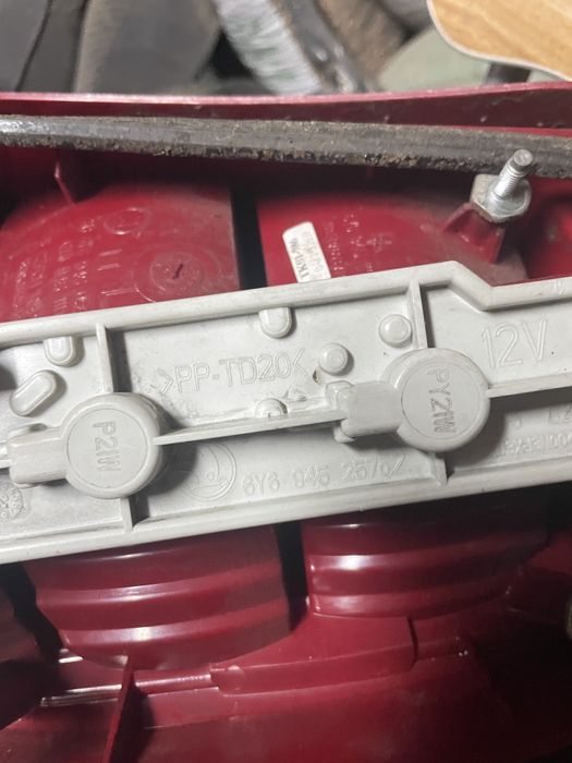 Ляв стоп за Скода Фабия