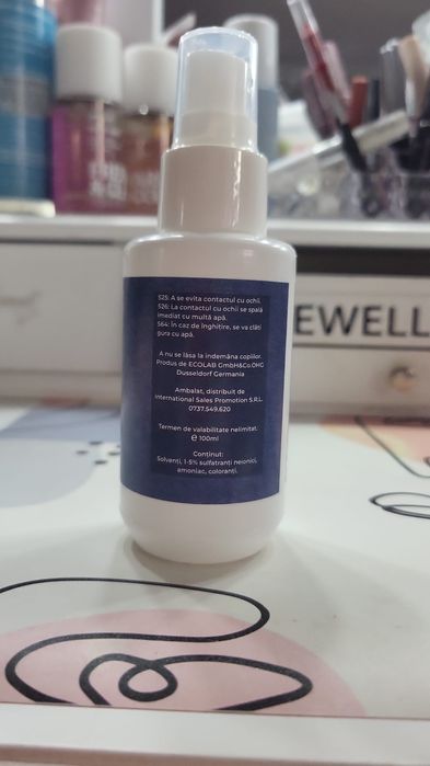 Spray universal ochelari