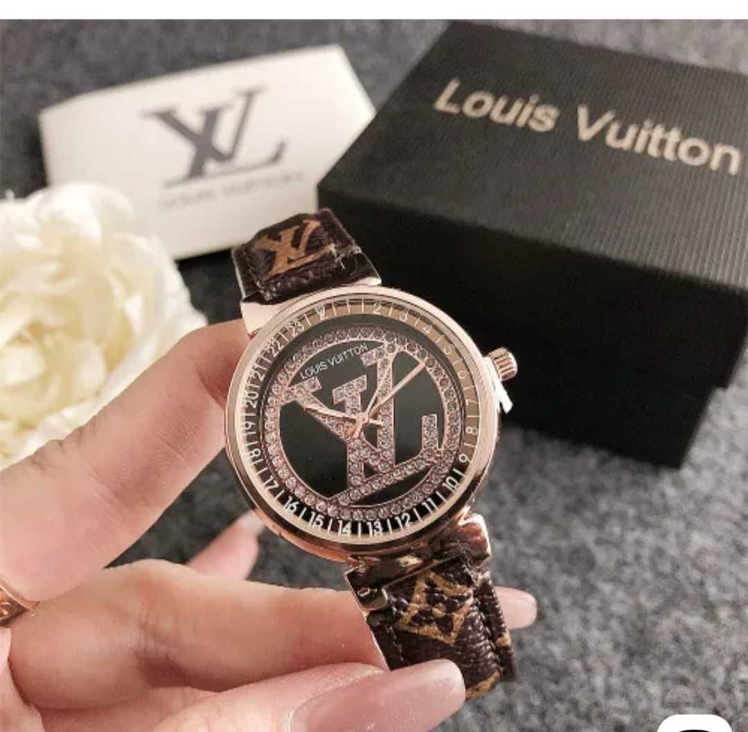 Часы Louis Vuitton новые Швейцарские