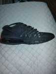 Adidași Nike Fingertrap TR, Mărime 42,In stare perfecta,negru(culoare)