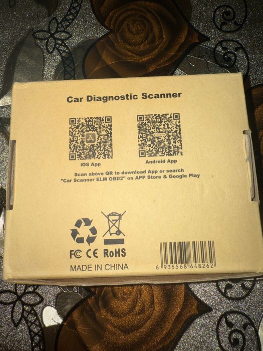 Adaptor OBD 2 Bluetooth pentru diagnosticarea automobilelor