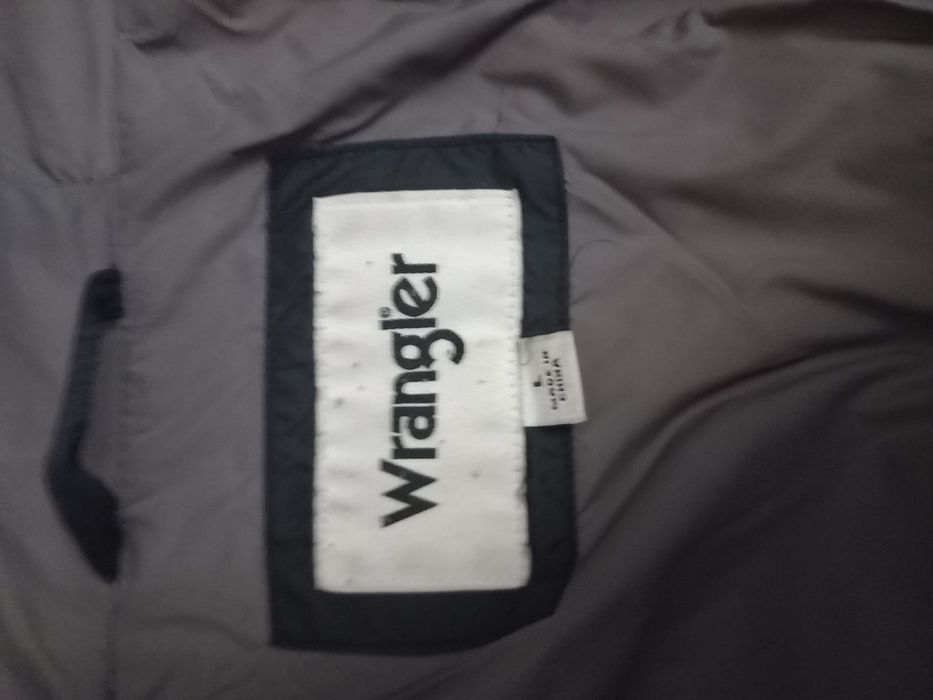 Продам куртку Wrangler