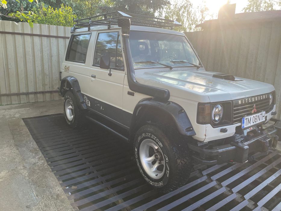 Mitsubishi Pajero MK1