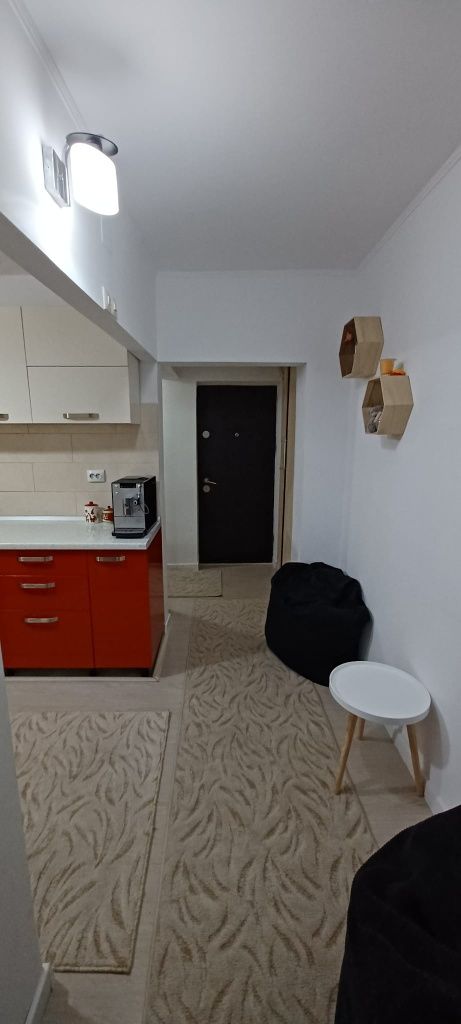 Vând apartament Precista