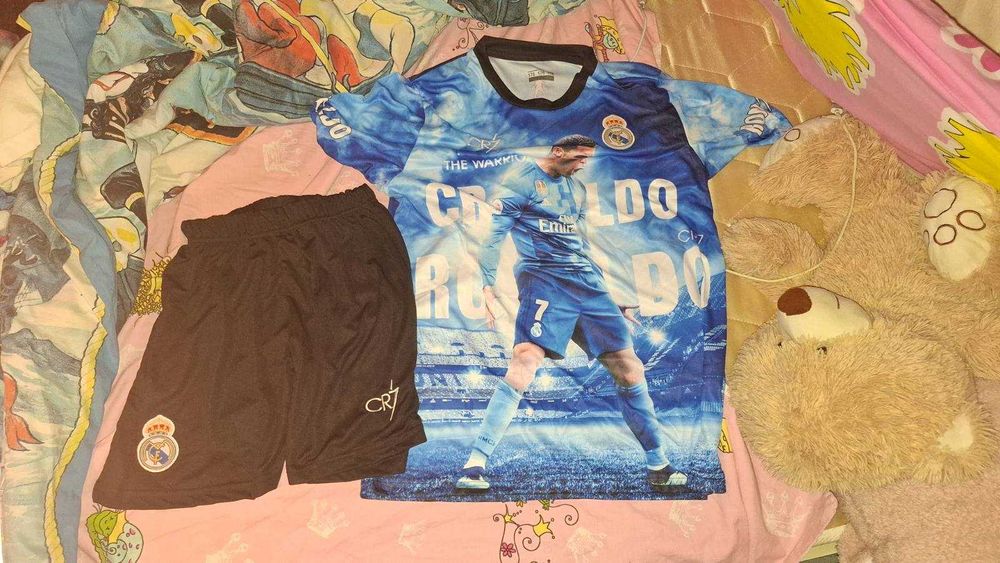 Чисто нов екип на Ronaldo