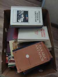 Коробка Казахской литературы