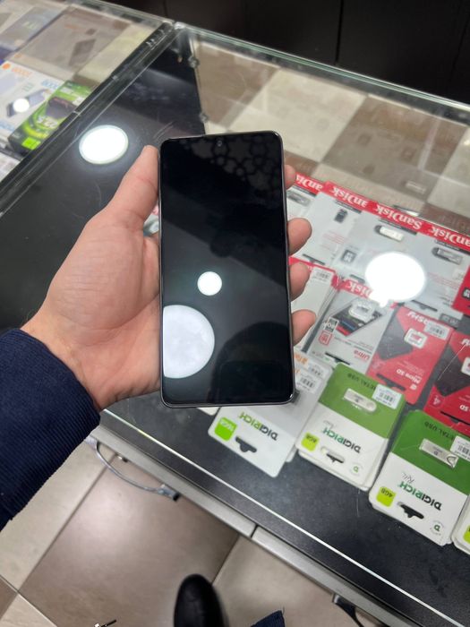 Redmi note 13 zor sastayana pul zarl uwanga sotlvotti