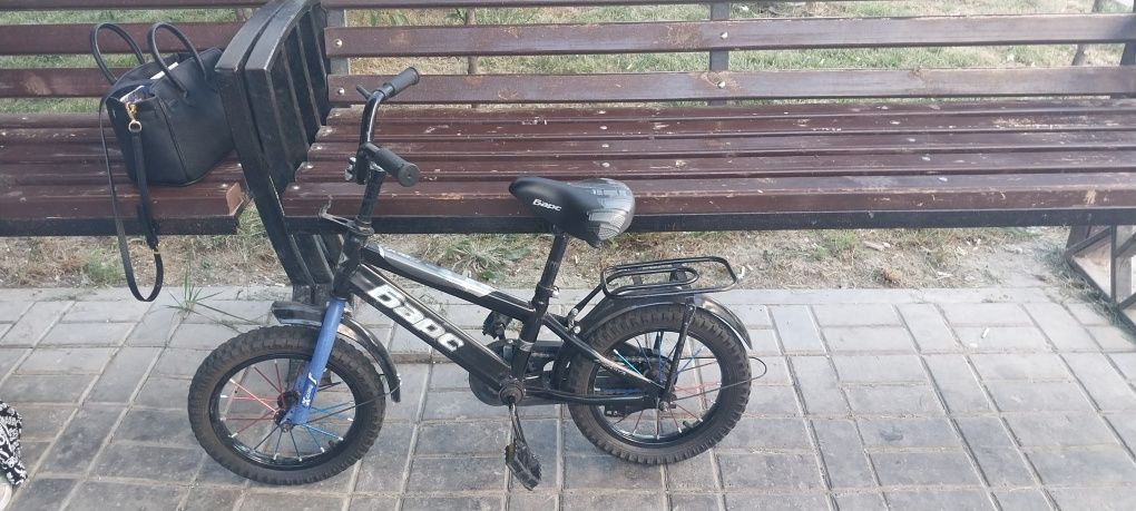 Продаётся велосипед для 5-6лет