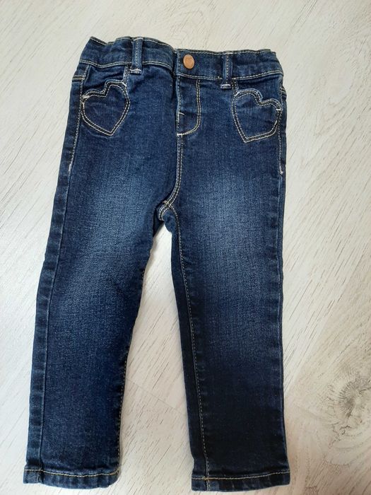 Бебешки дрешки за момиченце р-ри до 68 см. и 86 см.