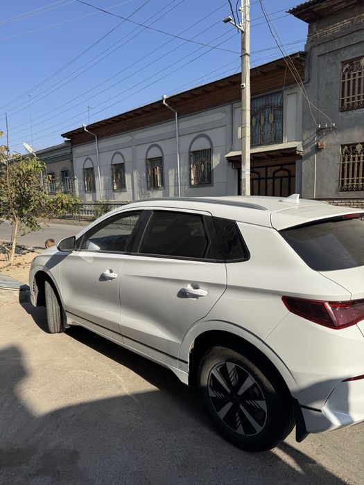 Byd E2 сотилади.