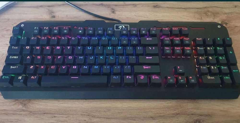 Механична клавиатура Redragon - K559 Varuna, RGB, черна.