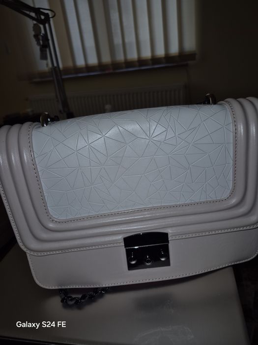 Geanta Epica  culiare alb crem