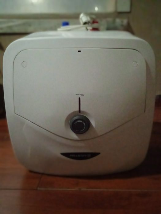 Аристон Itaylanichiski