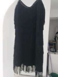 Платье с бахрамой